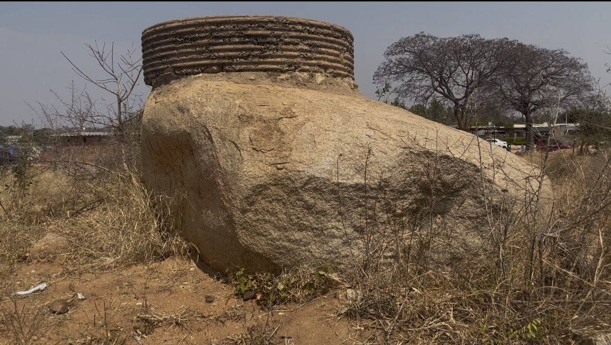 zim_walking's tweet photo. Ijambo likamasawa https://t.co/3t018uk2AY
