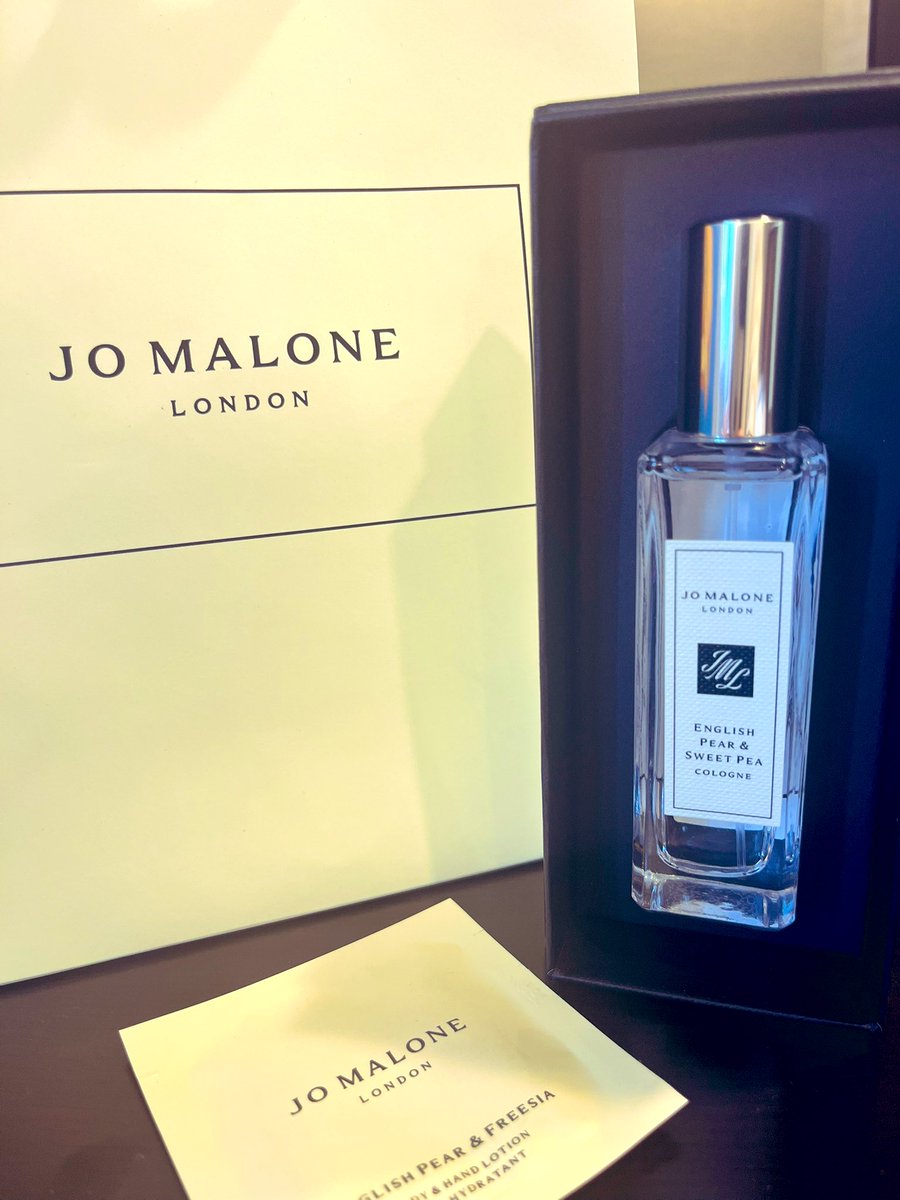 mint001701's tweet photo. #クリスマスプレゼント
 JO MALONE
すごくいー香り💐
まさかのプレゼントで嬉しすぎた🎁 https://t.co/CRtueZJN2Z