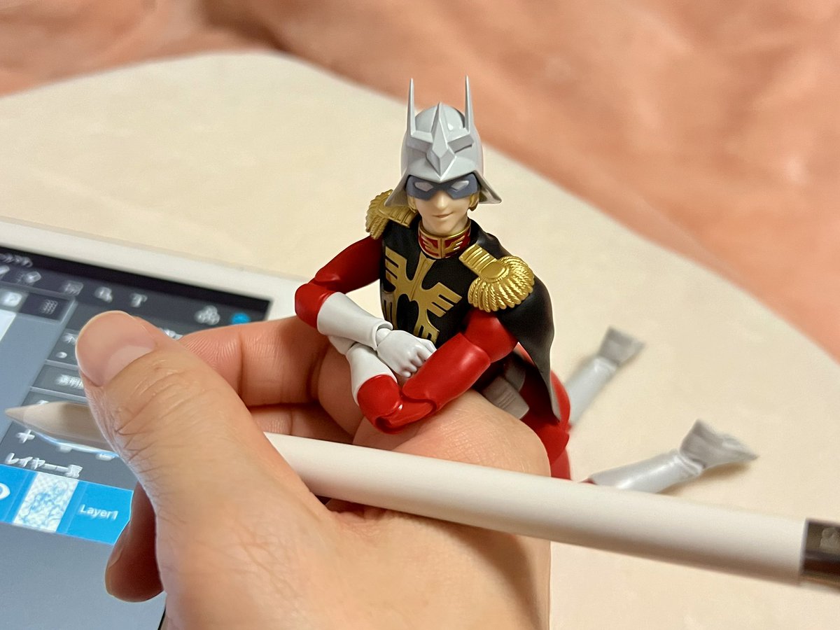 大佐！どいてください！邪魔です！