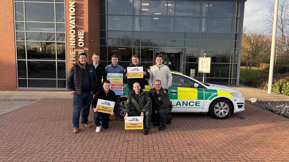 Hartlepool Ambulance tweet media