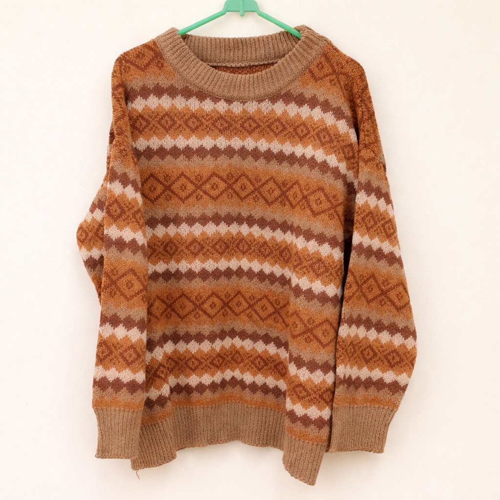 itzyayaw's tweet photo. WTS WANT TO SELL
Kemeja putih 40k
Vest 70k 
Sweater garis 45k
Sweater beige 45k https://t.co/zdUqM2JhCT