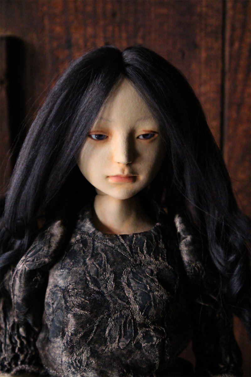 夕雨(ゆうさめ)』 回文も手がける人形作家の江村あるめさんによる 2025