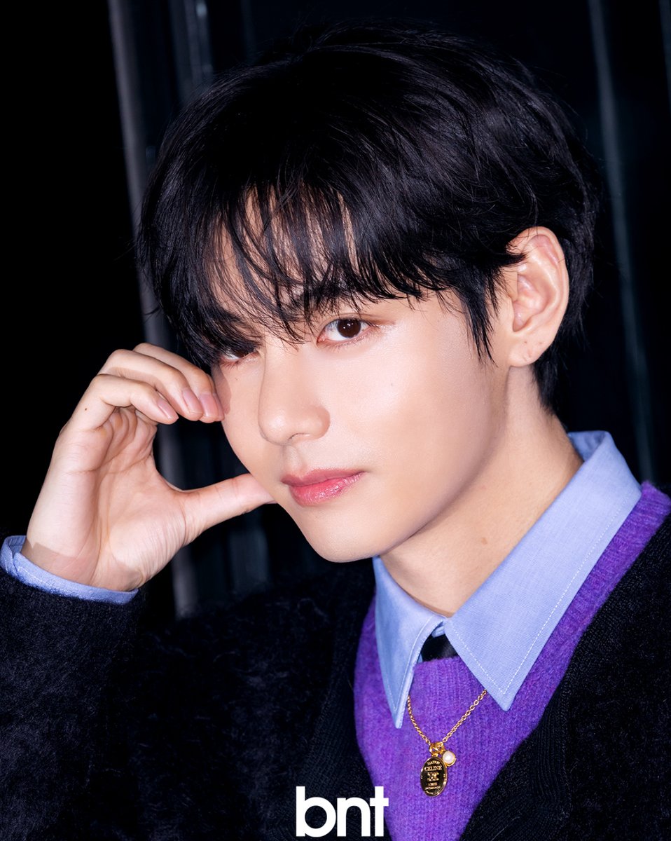 v_9123095's tweet photo. 어떠케 얼굴이 https://t.co/w4D0u1eVRc