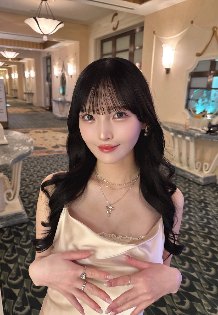 由良ゆら #よーよーよー♡ (@yurayura_yuraa) / Highlights / X