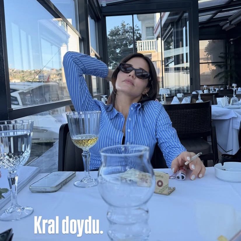 oğlanın yanındaki çıt kırıldım kızların yanında bizim min eril enerji