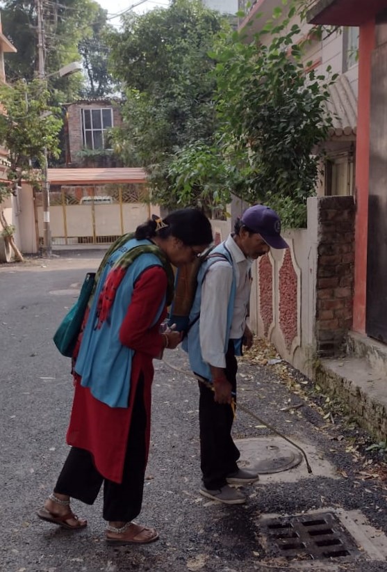 kmc_kolkata's tweet photo. A few pictures of the frontline workers of the Vector Control Team on duty across the city.
#VectorControlByKMC #KMConDuty https://t.co/GILVEwg9pv
