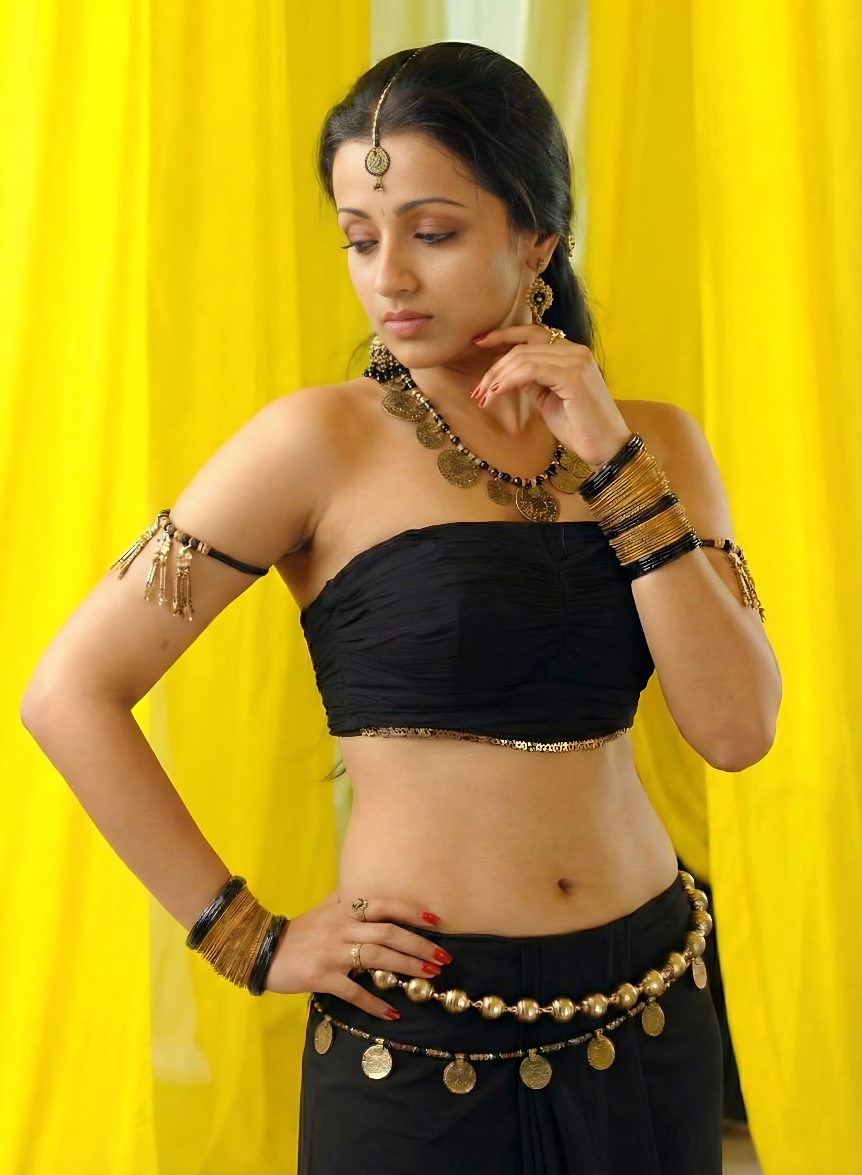 Image Cute Trisha Krishnan: The Most Beautiful and Timeless Indian Actress | iiQ8