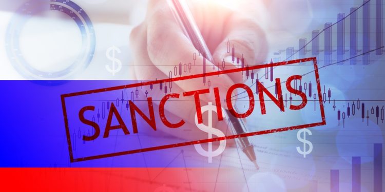 safety4sea's tweet image. The EU Council sanctioned on 15 December, an additional five individuals and four entities responsible for supporting Russia’s shadow fleet and its value chain.

#shipping #regulations #sanctions