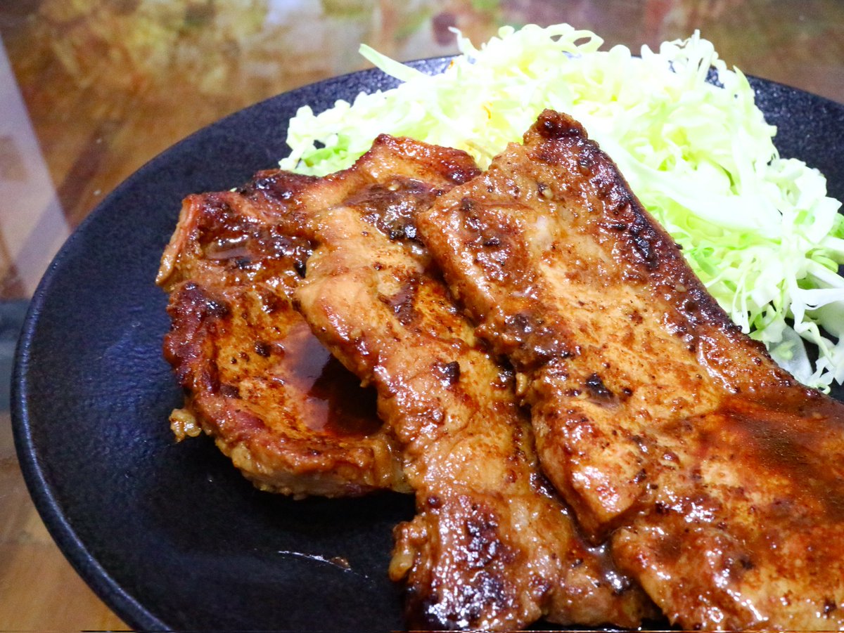 今日はチートデイ
豚肉味噌漬け焼き
#筋トレしたし #デ部