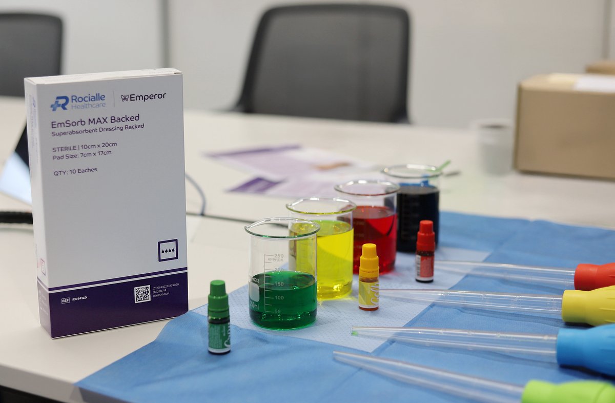 EmperorWound's tweet image. Last week, our sales team met at our Mountain Ash head office for product training and visual testing on EmSorb MAX, showing how its dual-layer super absorbent core and CompressaLock technology work.

Learn more: emsorb.com

#woundcare #superabsorbent