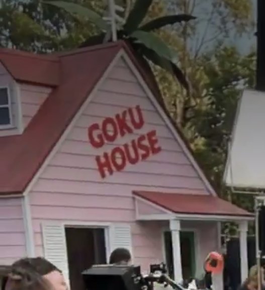 *sighs* 
Not only is it ai slop 
It's a tourist making it.