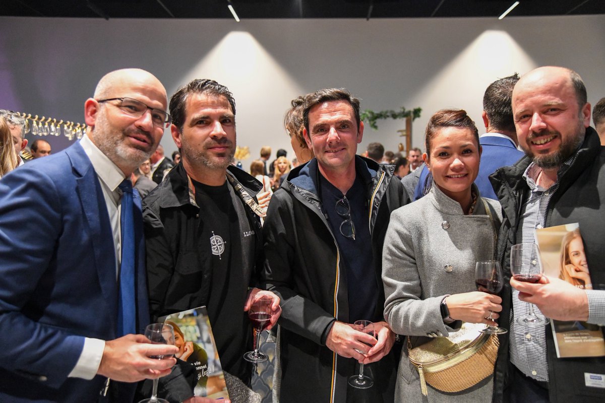 ECOMNEWS tweet media