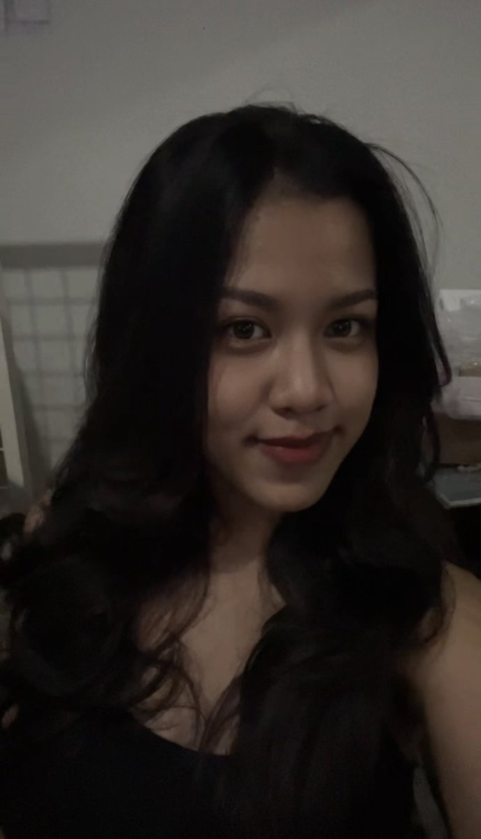 clarninet's tweet image. hi ini pacar taeyong, tolong sapa dengan benar