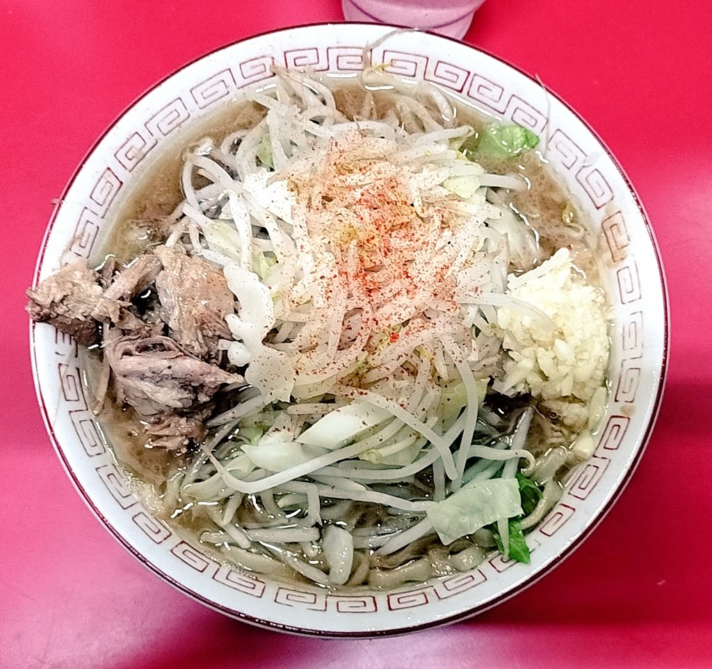 hawk2124's tweet photo. 松戸　二郎

並びマンションの電柱あたり

今日は、ニンニク粗みじん切りでより美味しかった😊

毎回呟いてるけど
ホロホロ豚も最高に美味しかった😊

ごちそう様でした🙏 https://t.co/bOoTnCMkP7