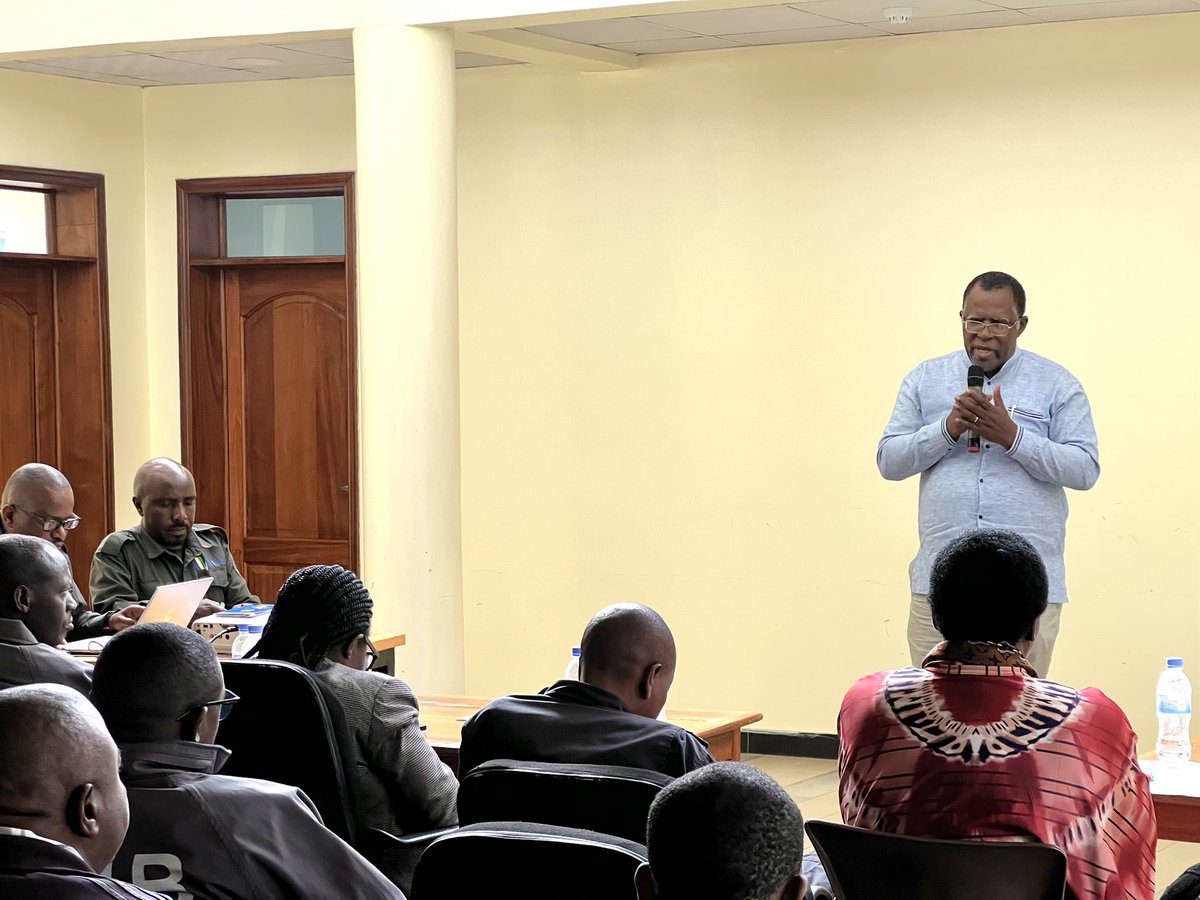 primebc1's tweet photo. Yesterday,we were at Gishwati-Mukura National Park for the Tourism Revenue Sharing engagement with @RDBrwanda, district leaders,security organs and community representatives to review proposed community projects. We shared our perspective on using these resources to strengthen livelihoods,support conservation and enable communities to thrive without putting pressure on the park, demonstrating our commitment to empowering the community and safeguarding the @Gishwati_Mukura National Park for generations to come.
