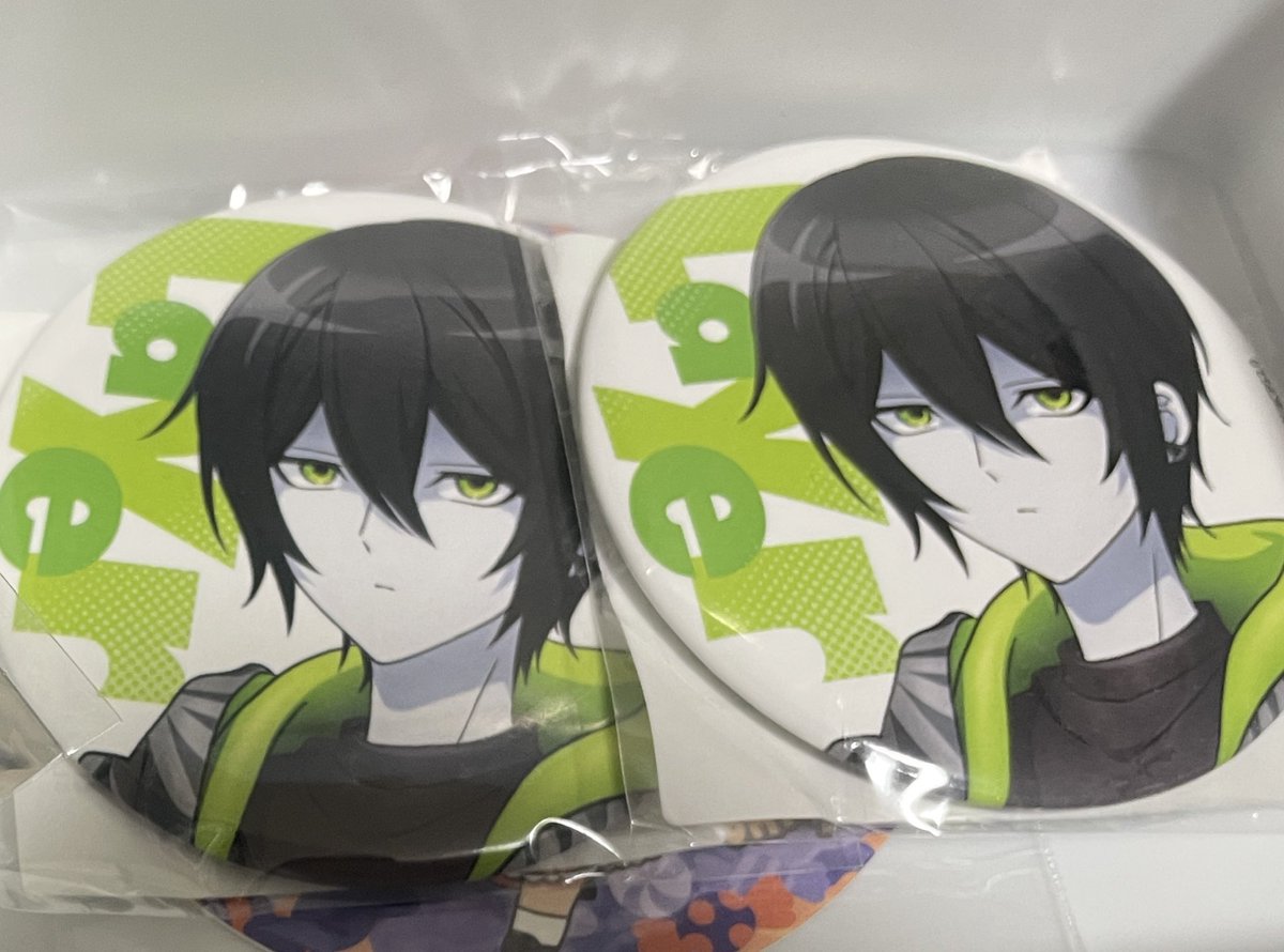 ゆるぼ フォロワー様の中で、零夜推しの方で、くじ引き堂の零夜缶バ2点