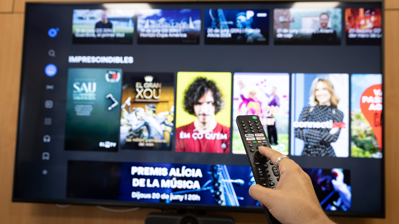 #SocietatLH📺La <a href="/laxarxames/">La Xarxa+</a> + es consolida com la plataforma referent de les televisions locals

▶️La plataforma, de la qual forma part Televisió de L’Hospitalet, és un punt de referència de l’ecosistema audiovisual local català

lhdigital.cat/noticies/la-xa…