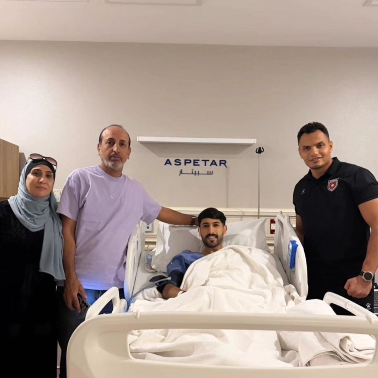 يزن النعيمات لاعب المنتخب الأردني أجرى عملية جراحية ناجحة في الرباط الصليبي 