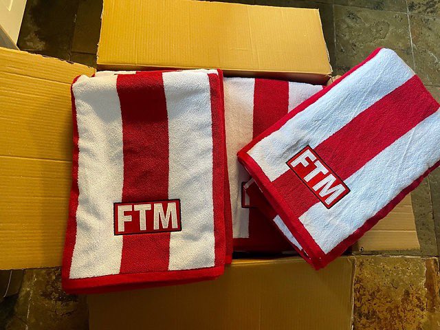 WIN A FREE FTM BEACH TOWEL😍

To celebrate Sunday’s win, we are giving away an FTM towel to a lucky #SAFC fan! 🎁

To enter the giveaway, simple LIKE and RETWEET this post and COMMENT BELOW with your favourite ever derby day win!

*Disclaimer: Please be aware of spam/scam