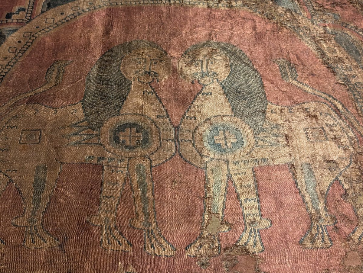 JeffreyKotyk's tweet image. Iranian textiles (Persian and Sogdian) found at ancient Chinese sites. Hong Kong Palace Museum.