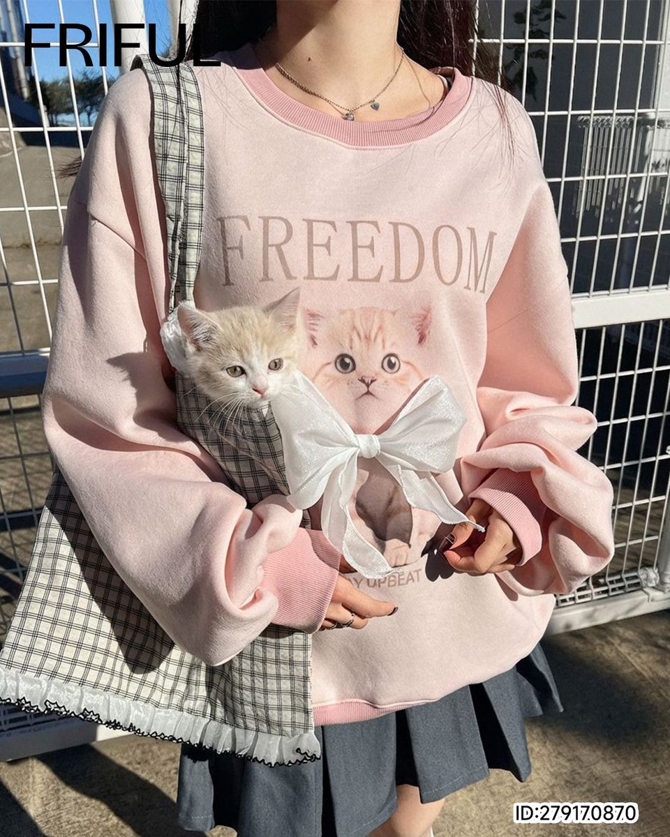 ふわふわピンクがかわいい💕 大人気！バズり中の猫ちゃんスウェット