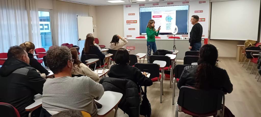 Hoy en <a href="/ccoogranada/">CCOO Granada</a> nuestr@s delegad@s sindicales se forman en materia de Comunicación y redes sociales