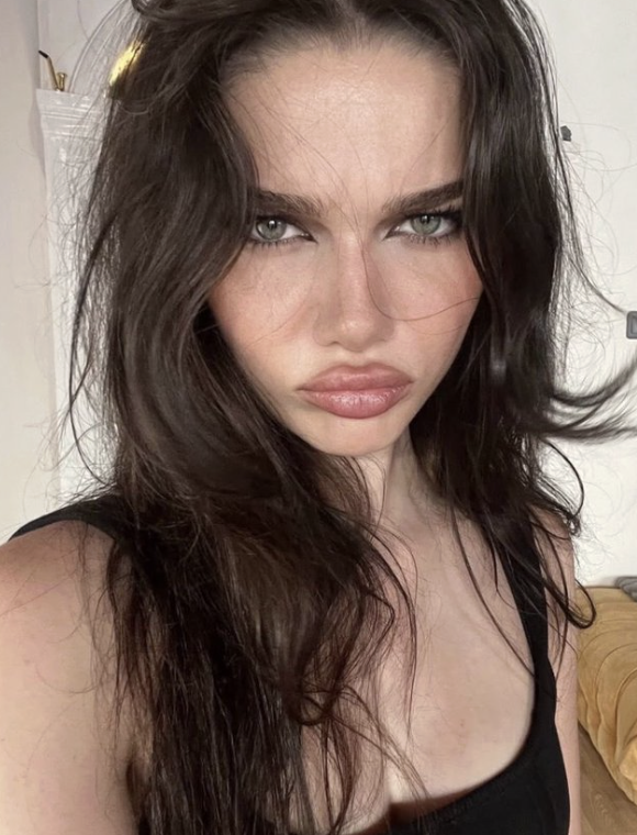 video.twimg.com/amplify_video/…