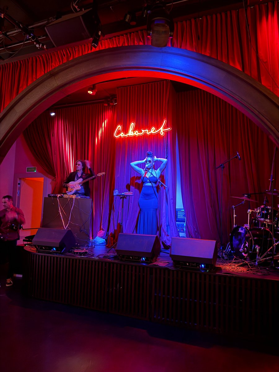 Last week was the ultimate TGIF at our Barcelona HQ🥂

We flew the team in from across Europe to toast a massive 2025 of building and execution.

Thanks to our community for being part of the journey. Next year is going to be even bigger. 🚀