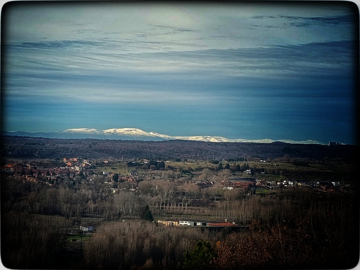 ALLERMONICA's tweet photo. El Teleno. Desde Monte San Isidro. León ❄️🌨️⛄🗻 https://t.co/vkE4GCDlLr