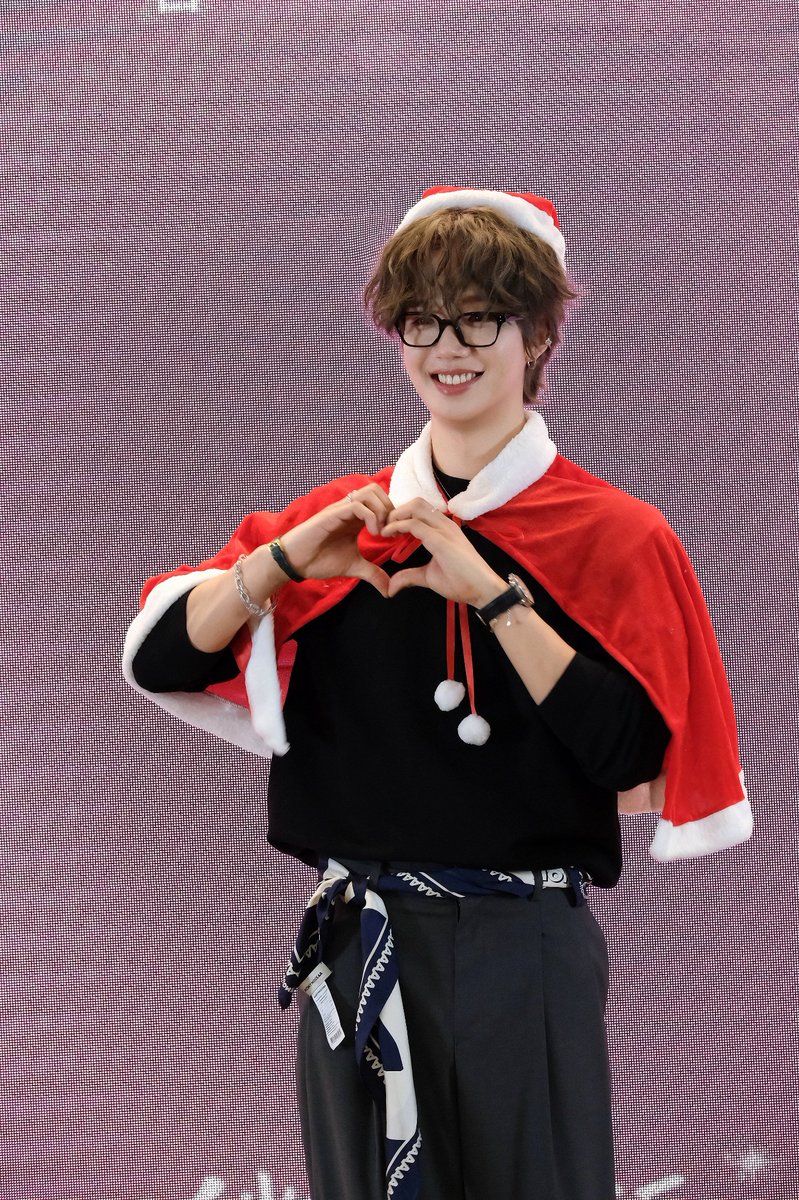 NeoGrove tweet media