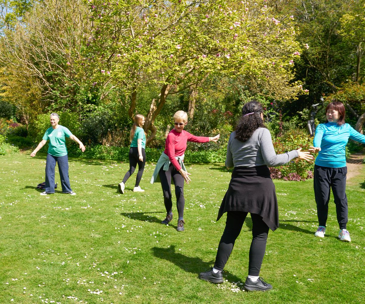 BEEE Creative tweet media