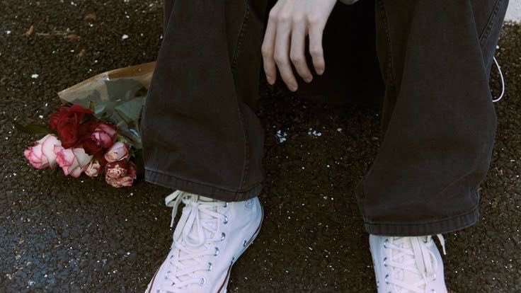 archrieve's tweet image. baka tfc siguro ?¿