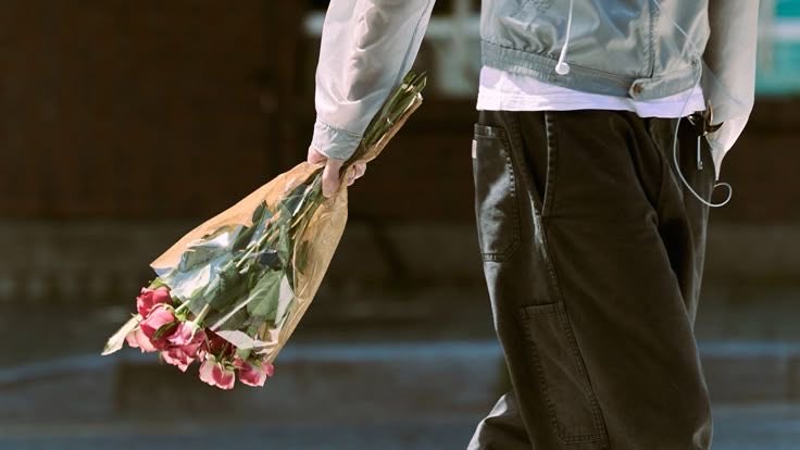 archrieve's tweet image. baka tfc siguro ?¿