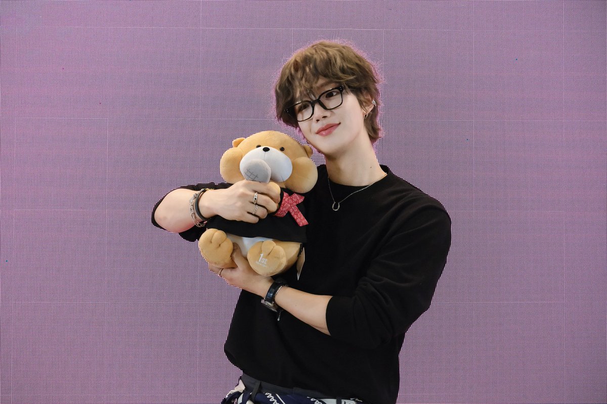 NeoGrove tweet media