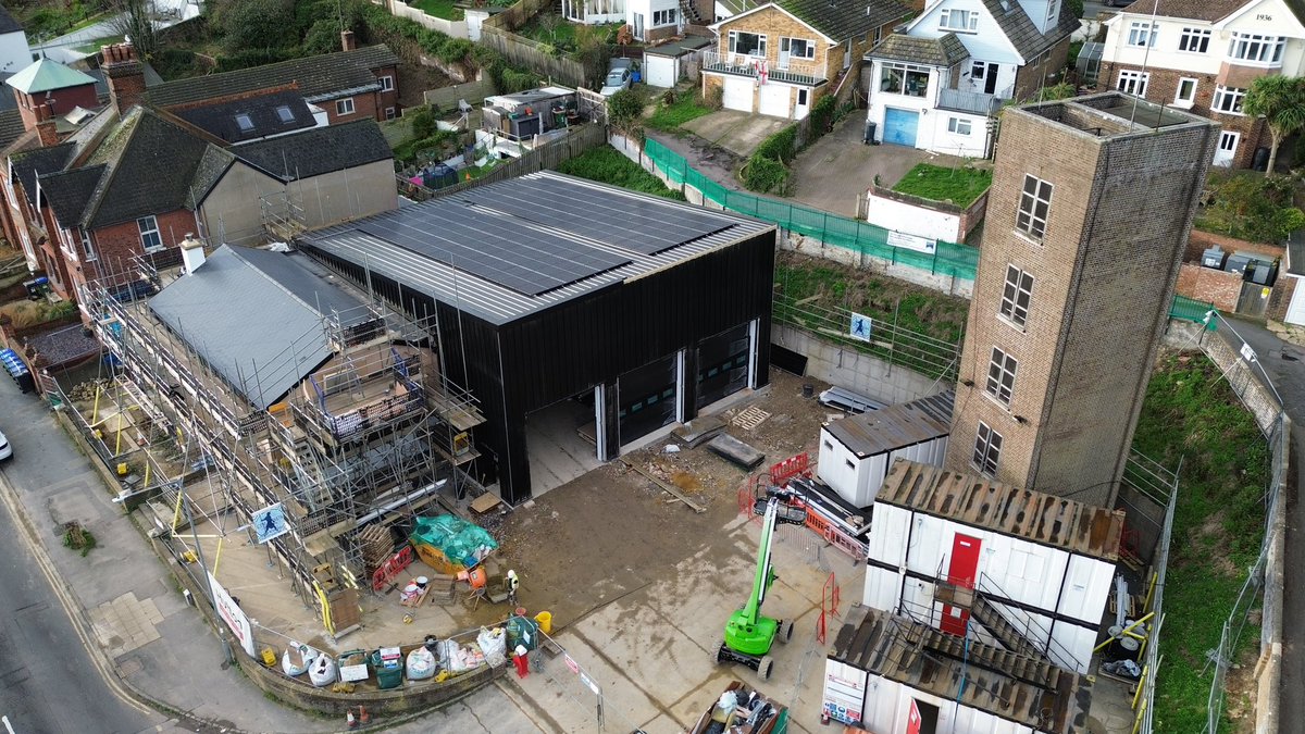EchoDan11's tweet image. #Newhaven - building work coming along nicely for the new Fire Service Workshops @EastSussexFRS