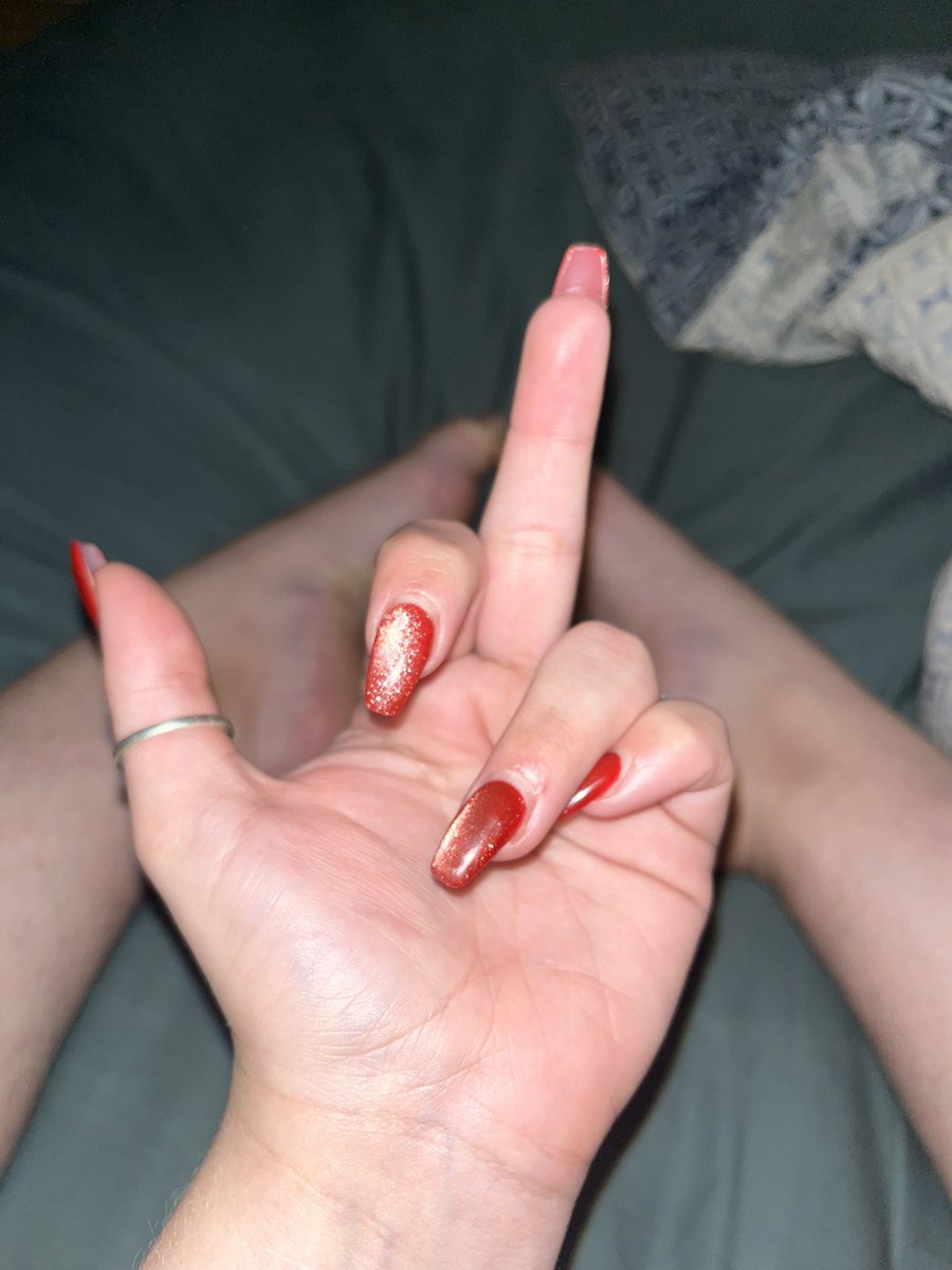 KatAusFindom's tweet photo. Foot freaks!!!  

I’m back for a little, and I know you want to goon and stroke to my feet😈
Step right up, let’s do it https://t.co/xpMu9FNpXf