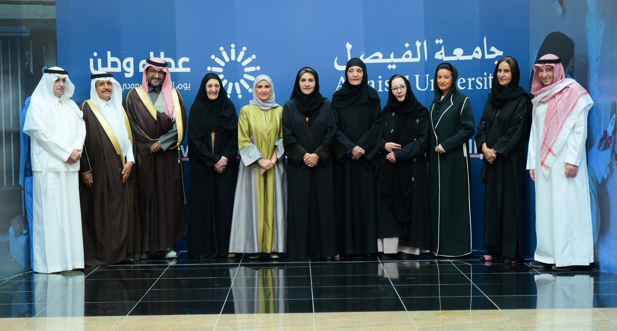 TechShopKSA's tweet image. #تغطية حفل تكريم (أهل العطاء في يوم العطاء)

🔹تحت رعاية صاحبة السمو الملكي الأميرة
الدكتورة مها بنت مشاري بن عبد العزيز آل سعود

🔹بمناسبة #اليوم_السعودي_والعالمي_للتطوع 
 
🔹بإشراف #جامعة_الفيصل 

🔹بالتعاون و تنظيم #تك_شوب 🇸🇦

🔹الاثنين 8 ديسمبر 2025

🔹يكرم فيه تقديرًا…