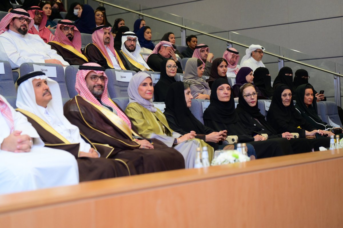 TechShopKSA's tweet image. #تغطية حفل تكريم (أهل العطاء في يوم العطاء)

🔹تحت رعاية صاحبة السمو الملكي الأميرة
الدكتورة مها بنت مشاري بن عبد العزيز آل سعود

🔹بمناسبة #اليوم_السعودي_والعالمي_للتطوع 
 
🔹بإشراف #جامعة_الفيصل 

🔹بالتعاون و تنظيم #تك_شوب 🇸🇦

🔹الاثنين 8 ديسمبر 2025

🔹يكرم فيه تقديرًا…