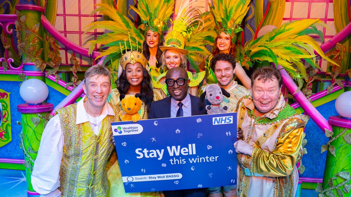 HTBNSSG's tweet photo. Fee-fi-fo-fum! The cast of Jack and the Beanstalk at @BristolHipp join pharmacist @adewilliamsnhs to share simple ways to #StayWellThisWinter.

✅ Get winter vaccines
✅ Order repeat prescriptions
✅ Stay warm and active
✅ Use the right health service for your needs. https://t.co/yIoSGYU5Wy