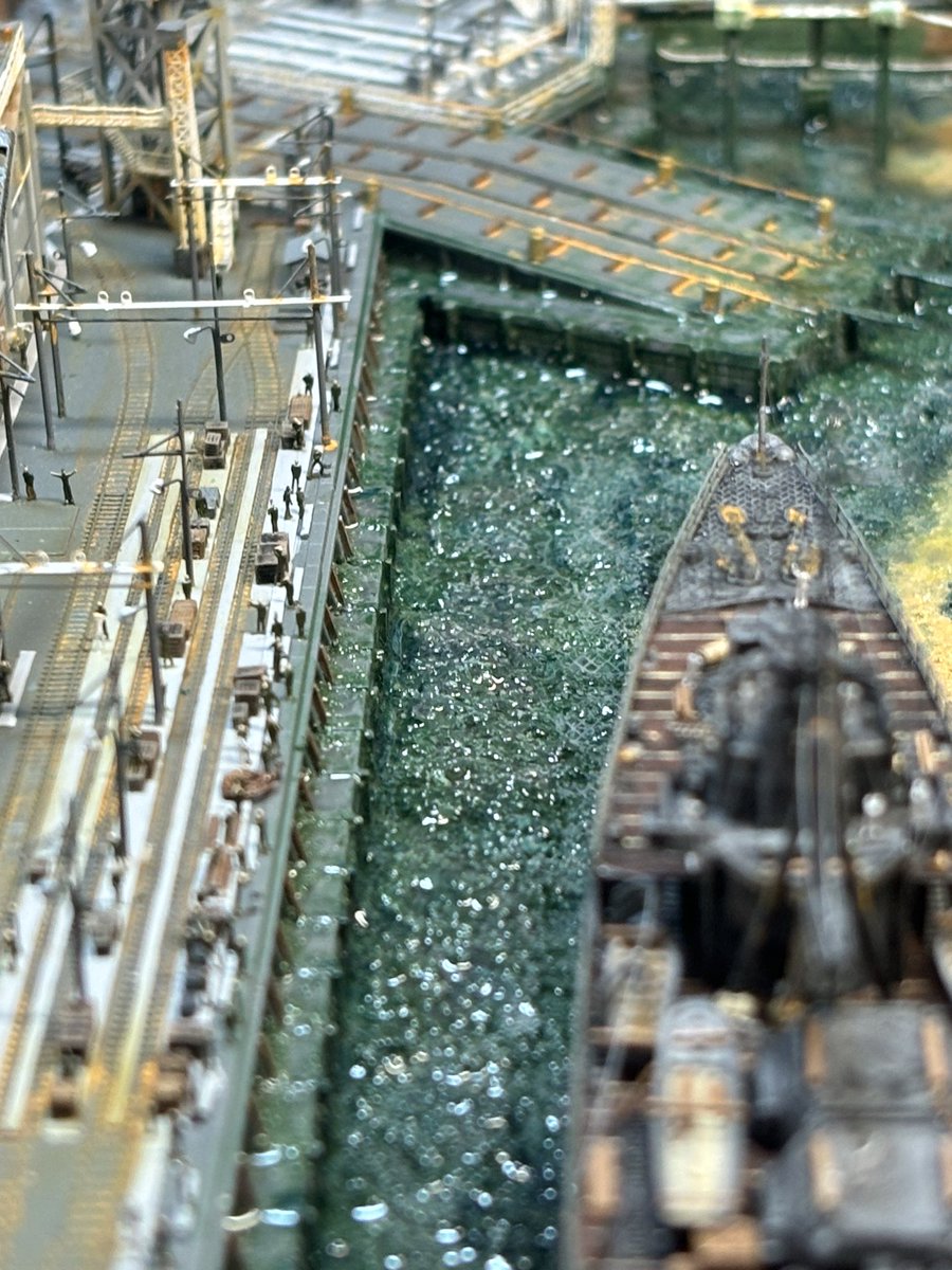 出港前の漁船ジオラマ　　レジン 出港前の漁船ジオラマ レジン 出港前の漁船ジオラマ レジン - メルカリ