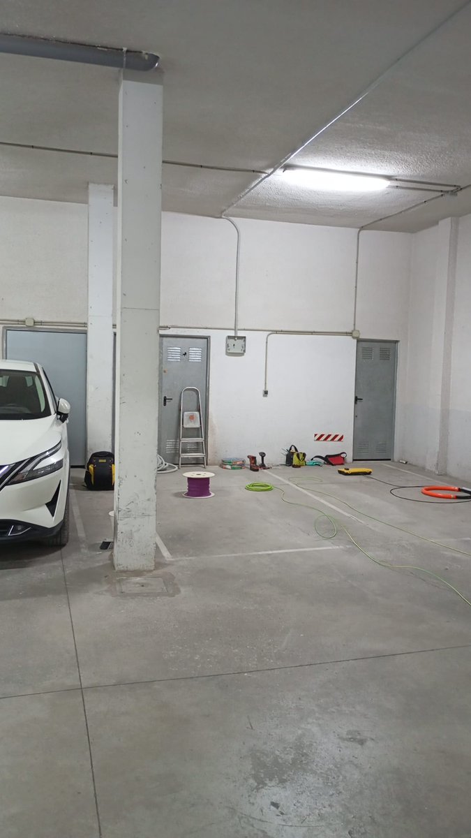 Electtroman (@electtroman_) on Twitter photo 