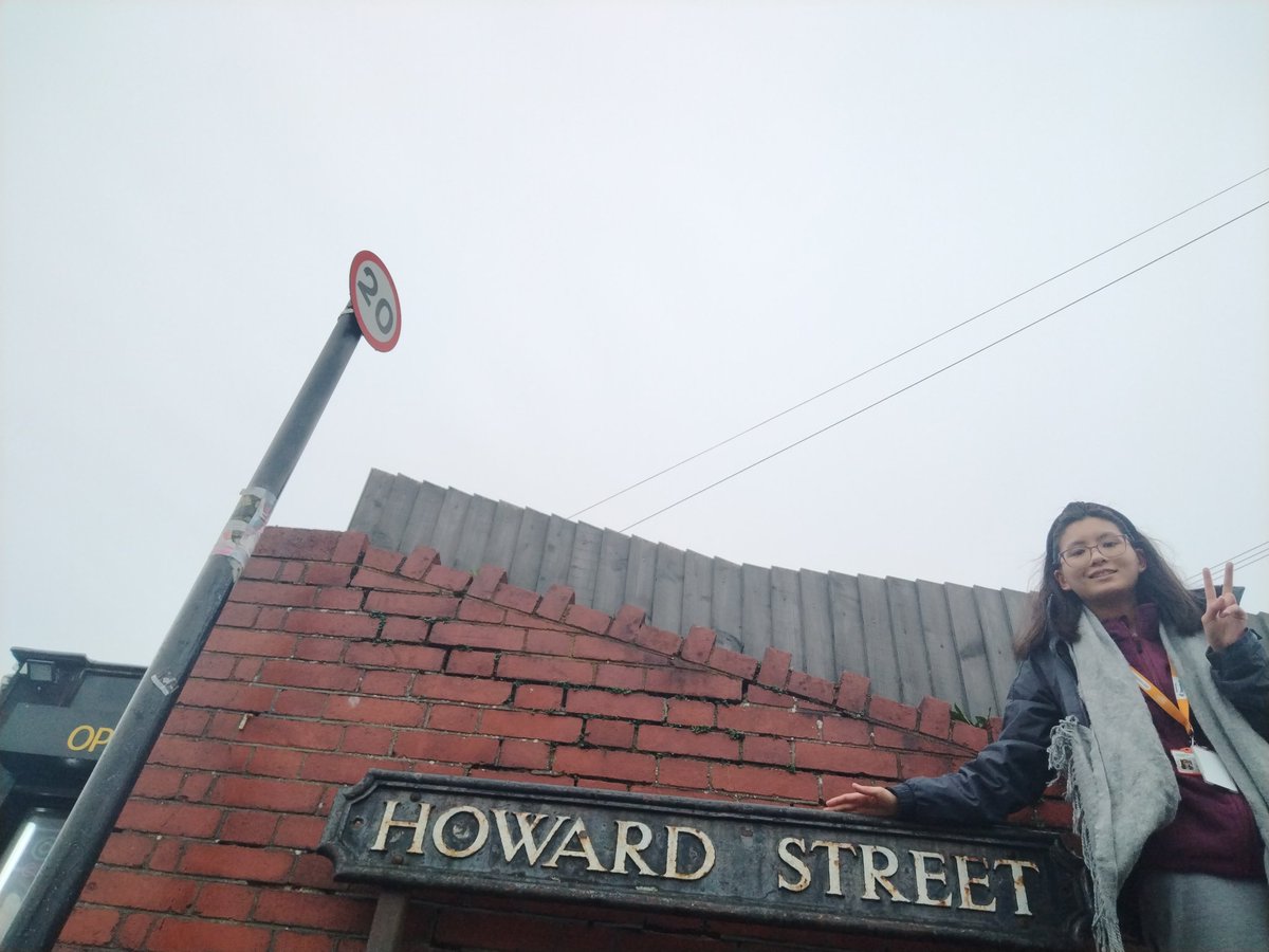 Another day, another waste management round! ☔ Howard Street and more!