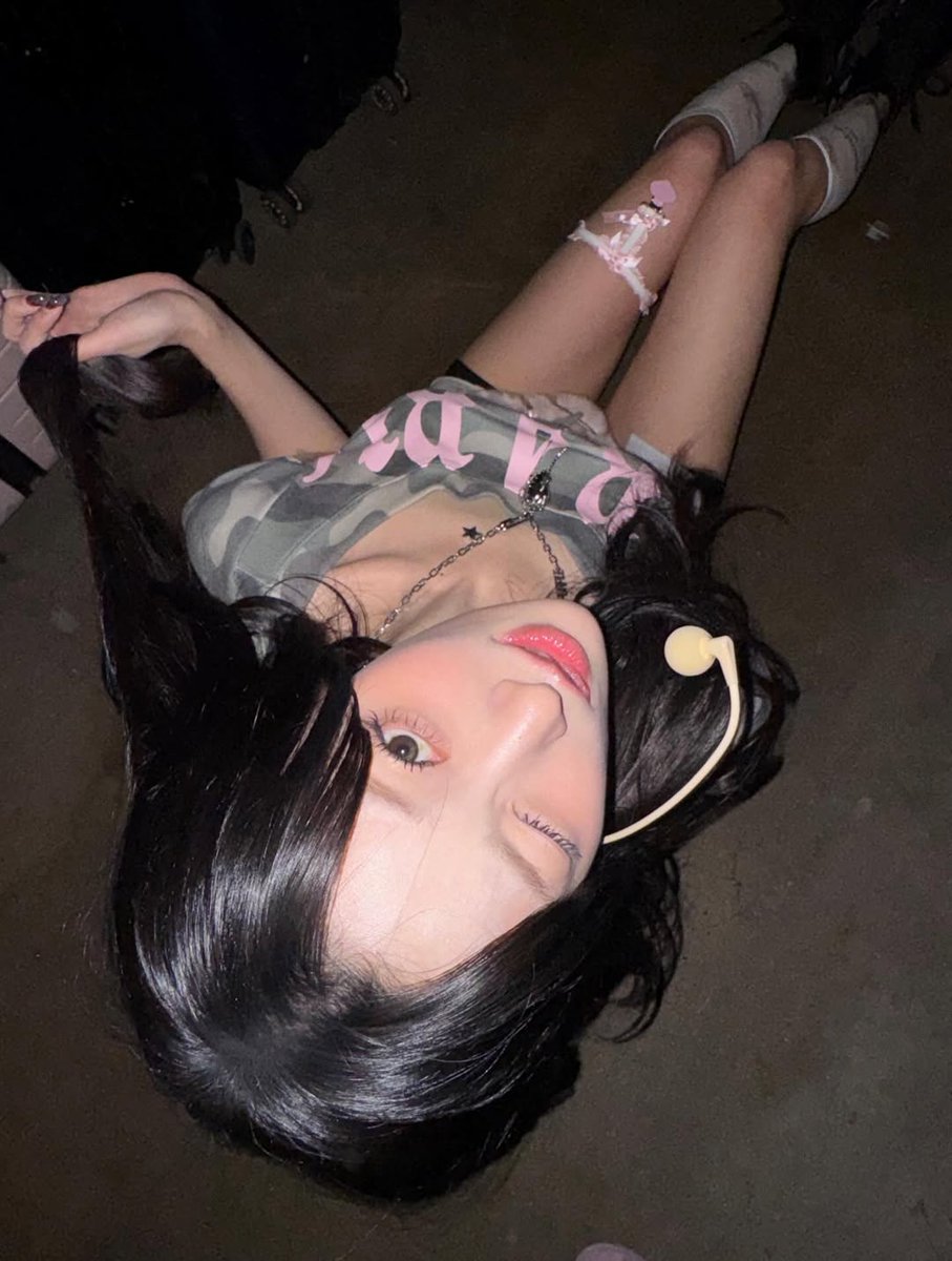 ✴︎ .. / Fairest cherry on top tweet media