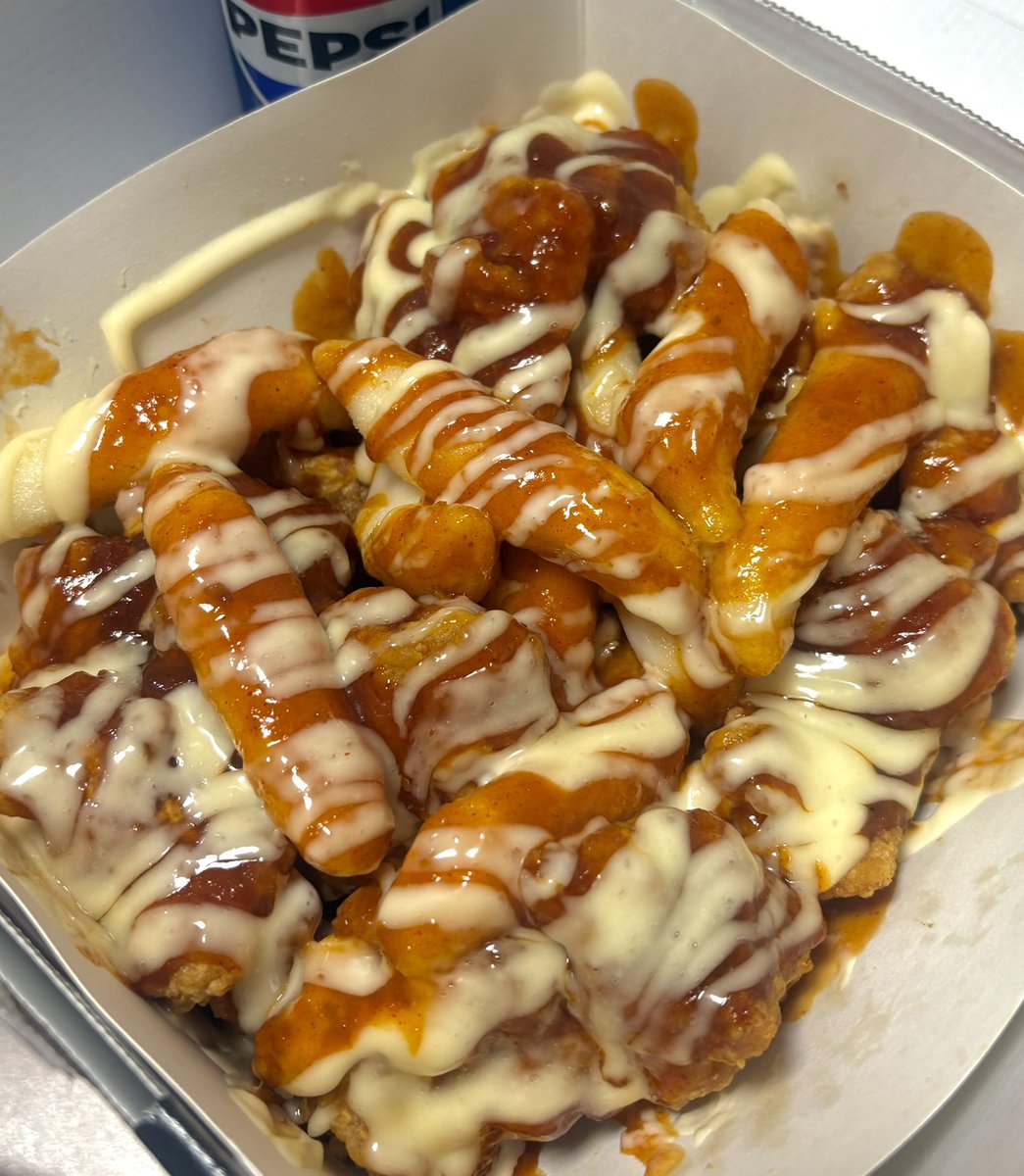 세상: ㅈ대바라
슈프림순살: 이리와……많이힘들엇지?