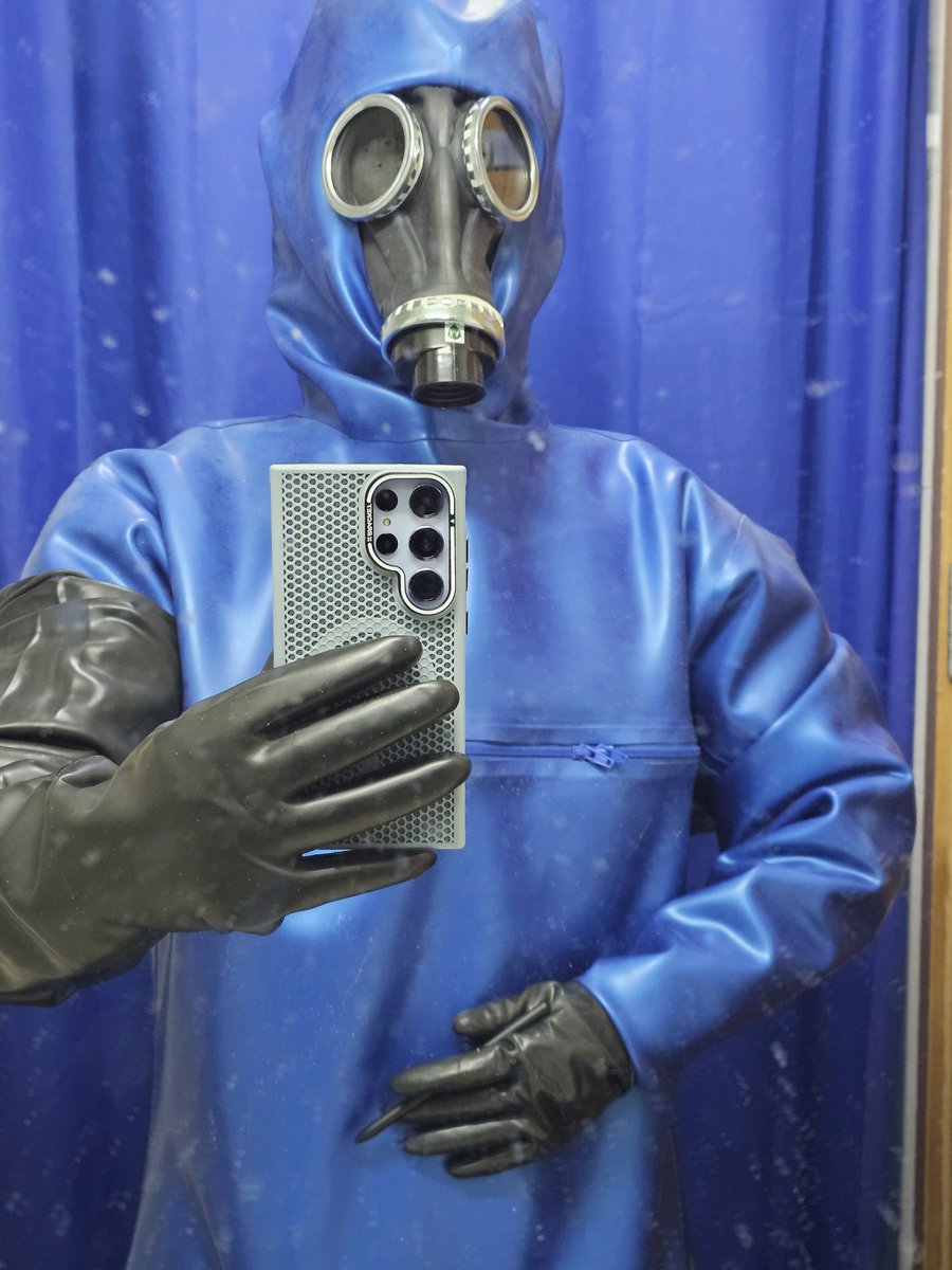 AlthCommander's tweet image. Double masked