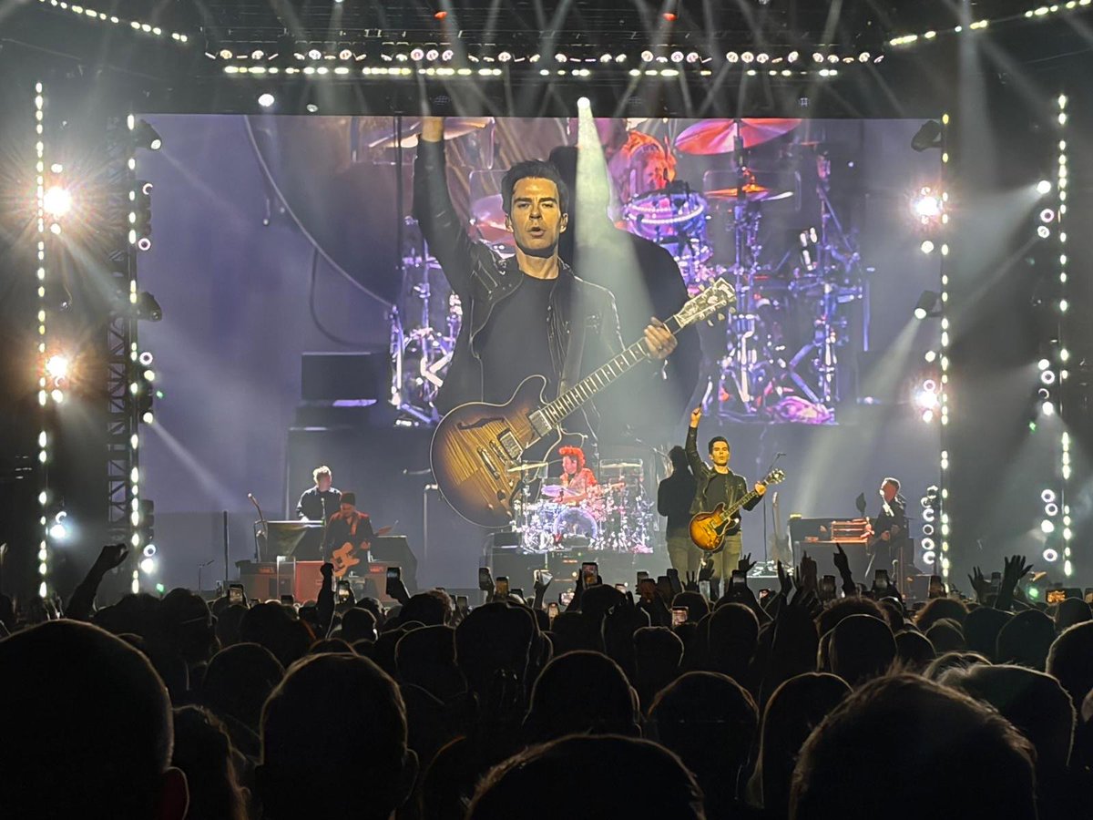 Amazing <a href="/stereophonics/">stereophonics</a> concert last night in Liverpool.