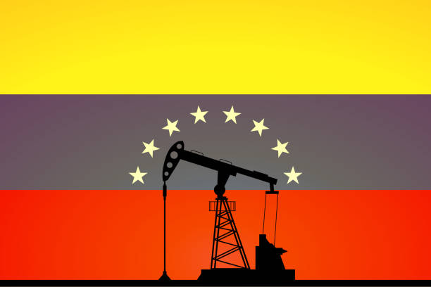 Megatron_ron's tweet image. NEW:

🇺🇲🇻🇪 Donald Trump says Venezuela has to give the OIL to the United States 

"Venezuela is completely surrounded by the largest Armada ever assembled in the History of South America. 

It will only get bigger, and the shock to them will be like nothing they have ever seen…
