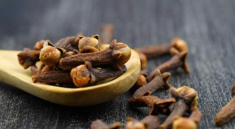 ما أبرز فوائد القرنفل؟ وما دوره في تحسين صحة الكبد؟ 