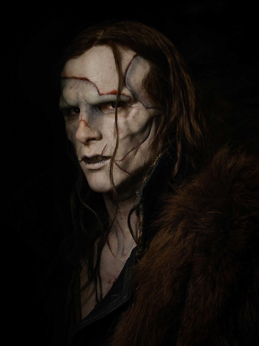 thankful i’m safe from the “you only like him because he’s hot” allegations cuz i did not gaf about Jacob Elordi until i saw him like this 😭