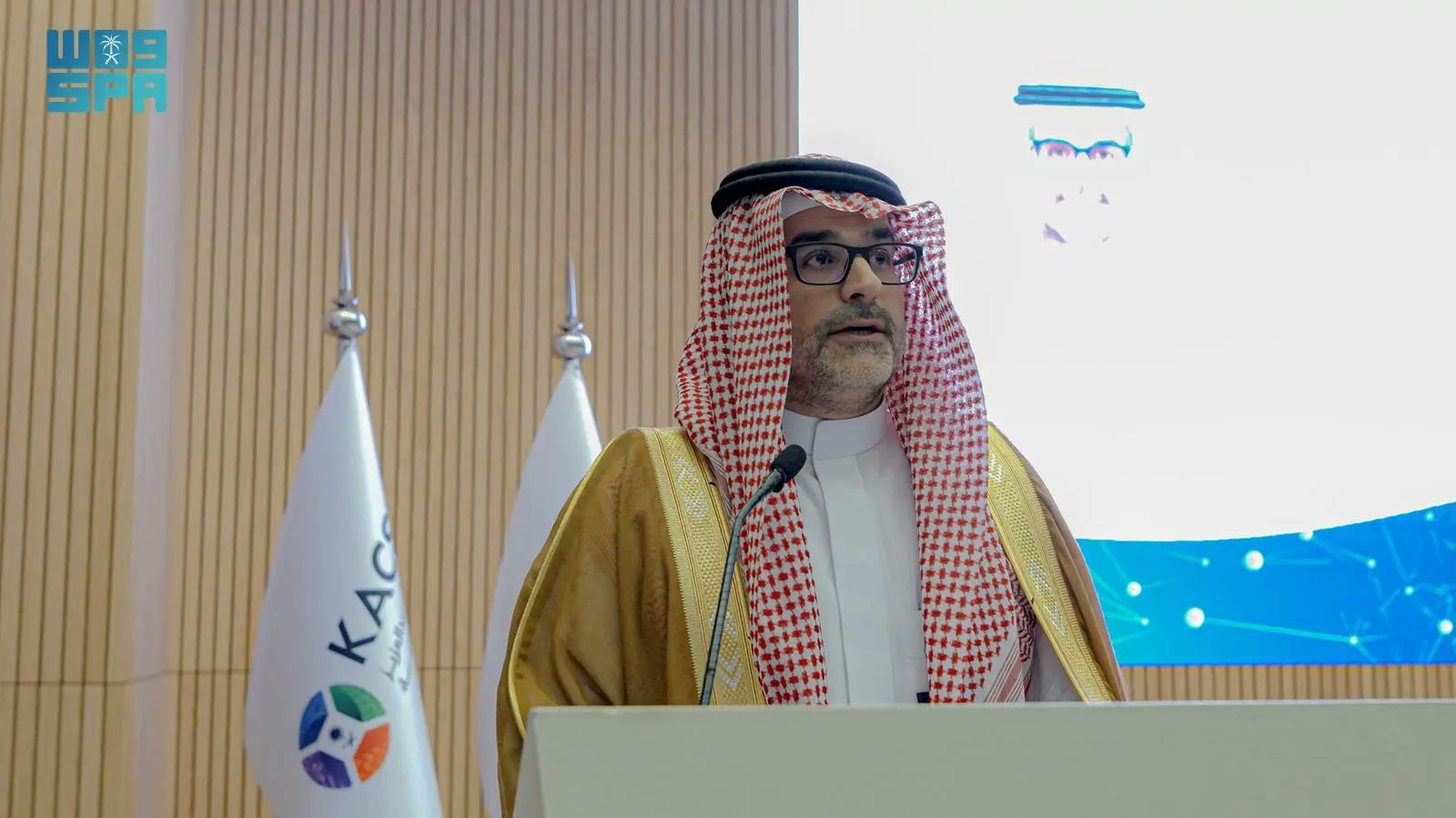 "كاكست" و"البيئة" يعززان استدامة الموارد المائية بالتقنيات الحديثة وبناء القدرات الوطنية. صحيفة البلاد | #وزارة_البيئة_والمياه_والزراعة 